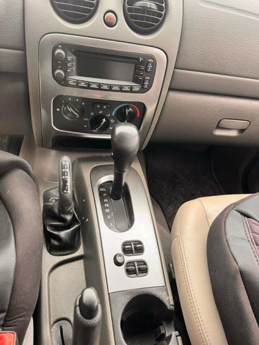  CHRYSLER JEEP CHEROKEE (KJ) 