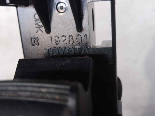 MANDO ELEVALUNAS DELANTERO DERECHO TOYOTA AURIS (E18) 