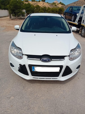 FORD FOCUS BERLINA (CEW)