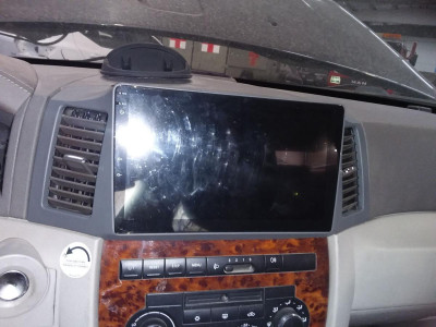 PANTALLA MULTIFUNCION
