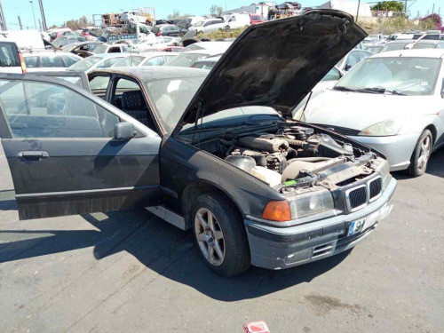  BMW SERIE 3 BERLINA (E36) 