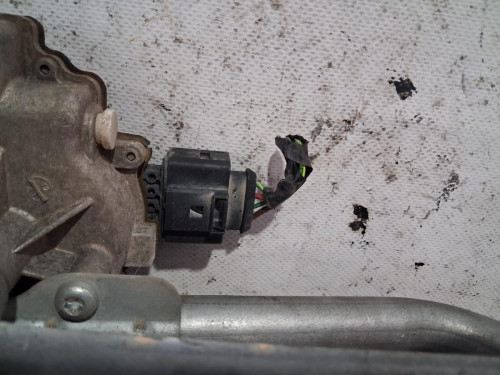 MOTOR LIMPIA DELANTERO 
