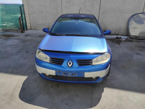 RENAULT MEGANE II BERLINA 3P — vehículo donante para recambios 