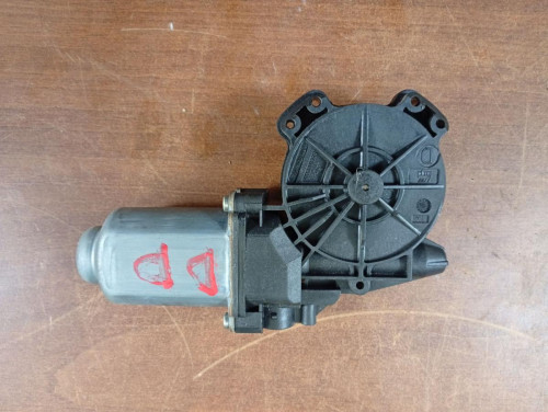 MOTOR ELEVALUNAS DELANTERO DERECHO NISSAN QASHQAI (J10) 