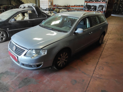 VOLKSWAGEN PASSAT VARIANT (3C5)