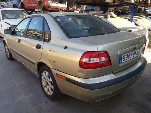 VOLVO S40 BERLINA — автомобиль-донор на запчасти 