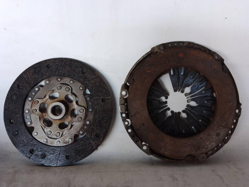 KIT EMBRAGUE SEAT LEON (1P1) 