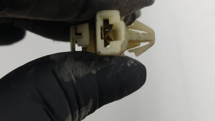CERRADURA MALETERO / PORTON