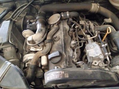 AUDI A4 BERLINA (B5)