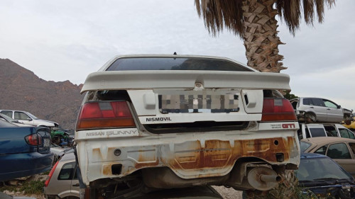  NISSAN SUNNY BERLINA (N13) 