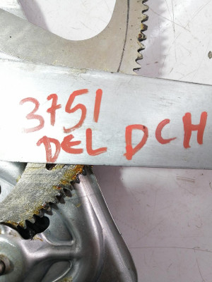 ELEVALUNAS DELANTERO DERECHO, VOLVO, XC70