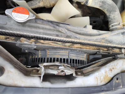 RADIADOR CALEFACCION / AIRE ACONDICIONADO