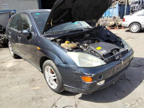  FORD FOCUS BERLINA (CAK) 