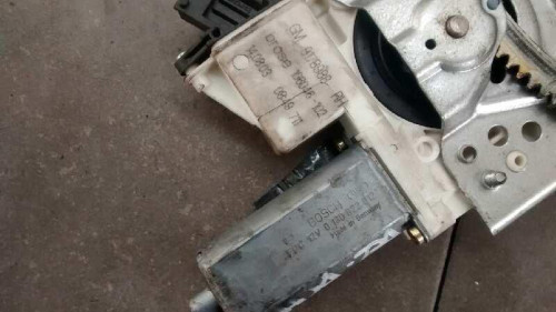  ELEVALUNAS DELANTERO DERECHO OPEL VECTRA C BERLINA 
