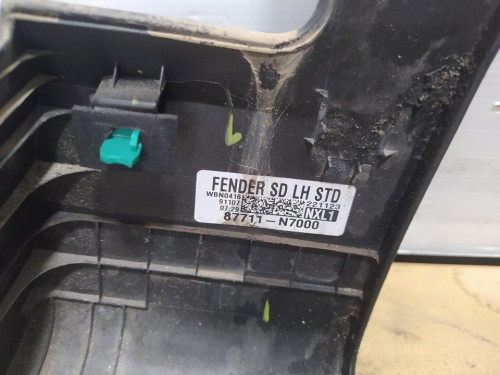 ALETIN DELANTERO IZQUIERDO HYUNDAI TUCSON (NX) 