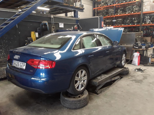 AUDI A4 BERLINA (8K2) — автомобиль-донор на запчасти 