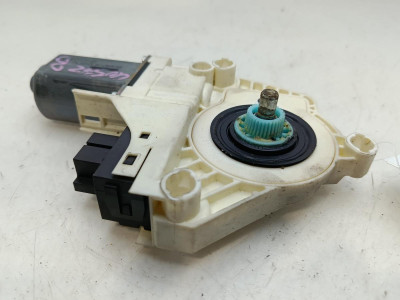 MOTOR ELEVALUNAS DELANTERO DERECHO, Audi, A6 BERLINA (4F2)