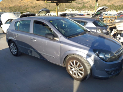 OPEL ASTRA H BERLINA