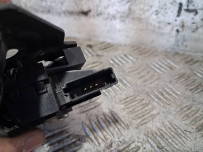 CERRADURA MALETERO / PORTON