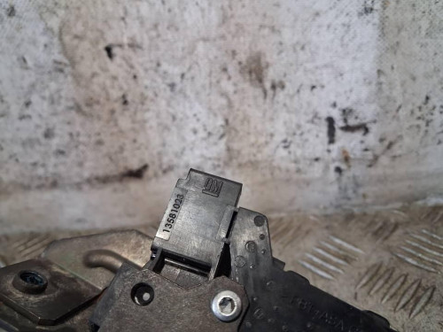 CERRADURA MALETERO / PORTON 