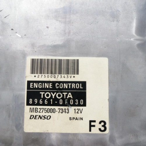  CENTRALITA MOTOR UCE TOYOTA COROLLA VERSO (R1) 