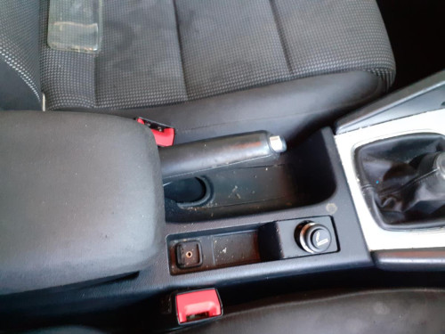  ENGANCHE CINTURON DELANTERO DERECHO AUDI A3 SPORTBACK (8PA) 