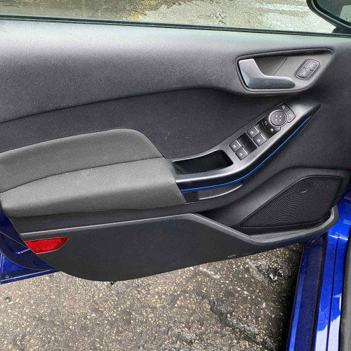 FORD FIESTA (CE1) de segunda mano