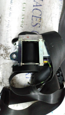CINTURON SEGURIDAD DELANTERO DERECHO