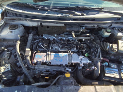 TOYOTA COROLLA (E12)