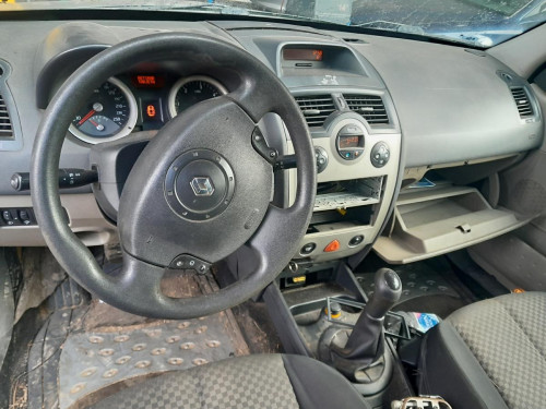  RENAULT MEGANE II BERLINA 5P 
