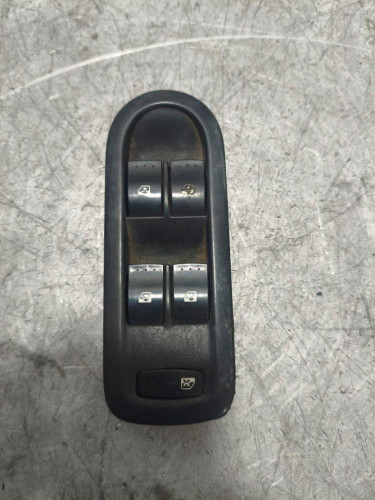  MANDO ELEVALUNAS DELANTERO IZQUIERDO Renault MEGANE II GRANDTOUR 
