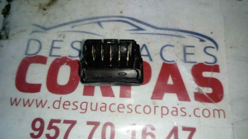  MANDO ELEVALUNAS DELANTERO DERECHO CITROEN ZX BREAK 