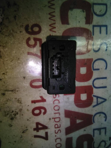  MANDO ELEVALUNAS TRASERO DERECHO BMW SERIE 7 (E38) 