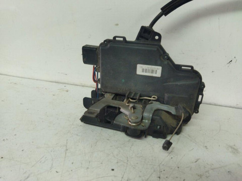  CERRADURA PUERTA DELANTERA IZQUIERDA Volkswagen PASSAT BERLINA (3B2) 