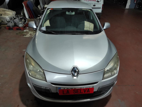 RENAULT MEGANE III BERLINA 5P — автомобиль-донор на запчасти 