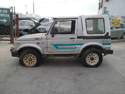 SUZUKI SAMURAI (SJ413)
