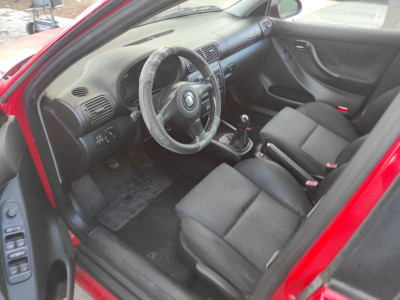 SEAT LEON (1M1)