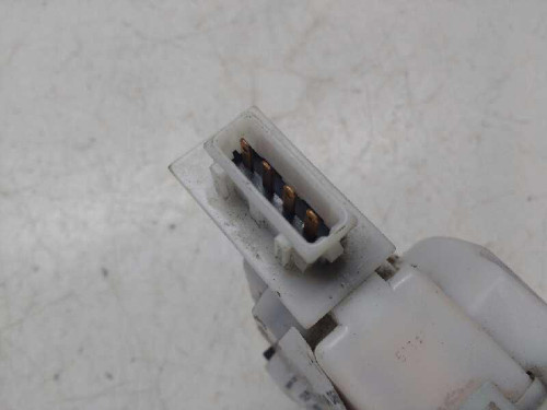 CERRADURA PUERTA DELANTERA DERECHA Volkswagen GOLF III (1H1)(11.1991) 