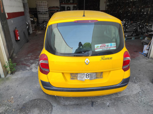 RENAULT GRAND MODUS — vehículo donante para recambios 