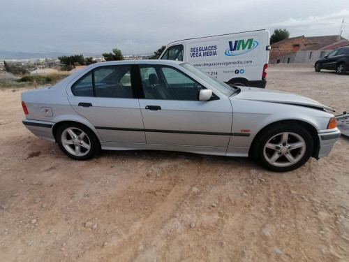 BMW SERIE 3 BERLINA (E36) — автомобиль-донор на запчасти 