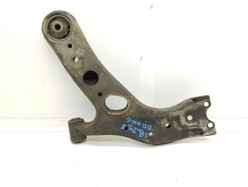 BRAZO SUSPENSION INFERIOR DELANTERO DERECHO Toyota RAV4 (A3) 