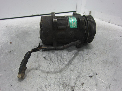COMPRESOR AIRE ACONDICIONADO 