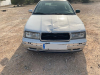 SKODA OCTAVIA BERLINA (1U2)