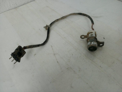 BOMBIN PUERTA DELANTERA DERECHA