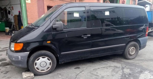  PUERTA DELANTERA IZQUIERDA Mercedes-Benz Vito Kombi (638) 