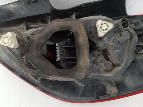 PILOTO TRASERO IZQUIERDO Opel CORSA D 