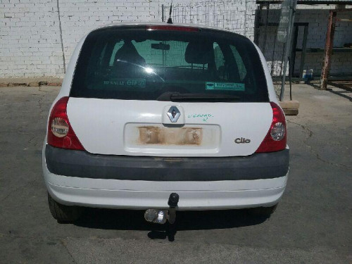 RENAULT CLIO II FASE II (B/CB0) — vehículo donante para recambios 