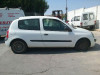 RENAULT CLIO II FASE II (B/CB0) — vehículo donante para recambios 