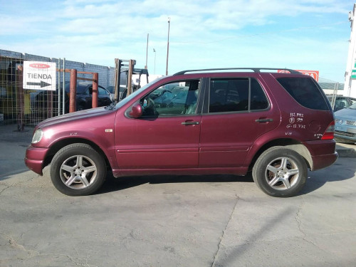  MERCEDES-BENZ CLASE ML (BM 163) 
