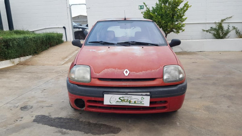 Renault Clio II Fase I (B/CB0)(1998->) — автомобиль-донор на запчасти 